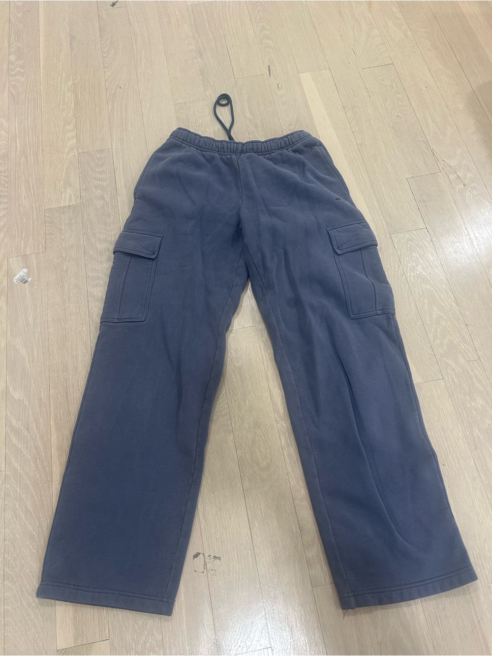 Aritzia sweatfleece cargos faded navy size medium